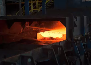 Stahlwerte im Fokus – ArcelorMittal Aktienkurs mit Kurssprung
